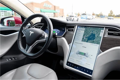 Tesla Model3 tai poista kaikki tutkat